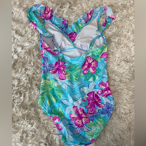 Stella Parker swimsuit one piece ruffles similar to Lilly Pulitzer bathing suit - Picture 3 of 8
